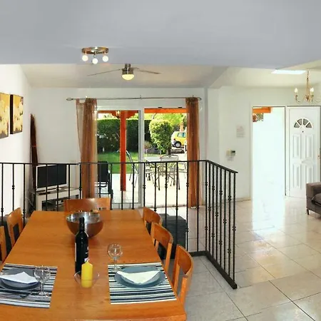 Вилла Casa Miguel Сан Мигель